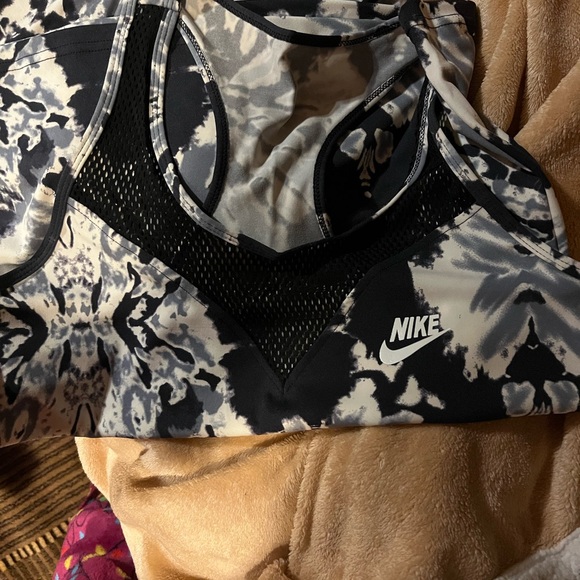 Woman 3 piece set - Picture 3 of 4